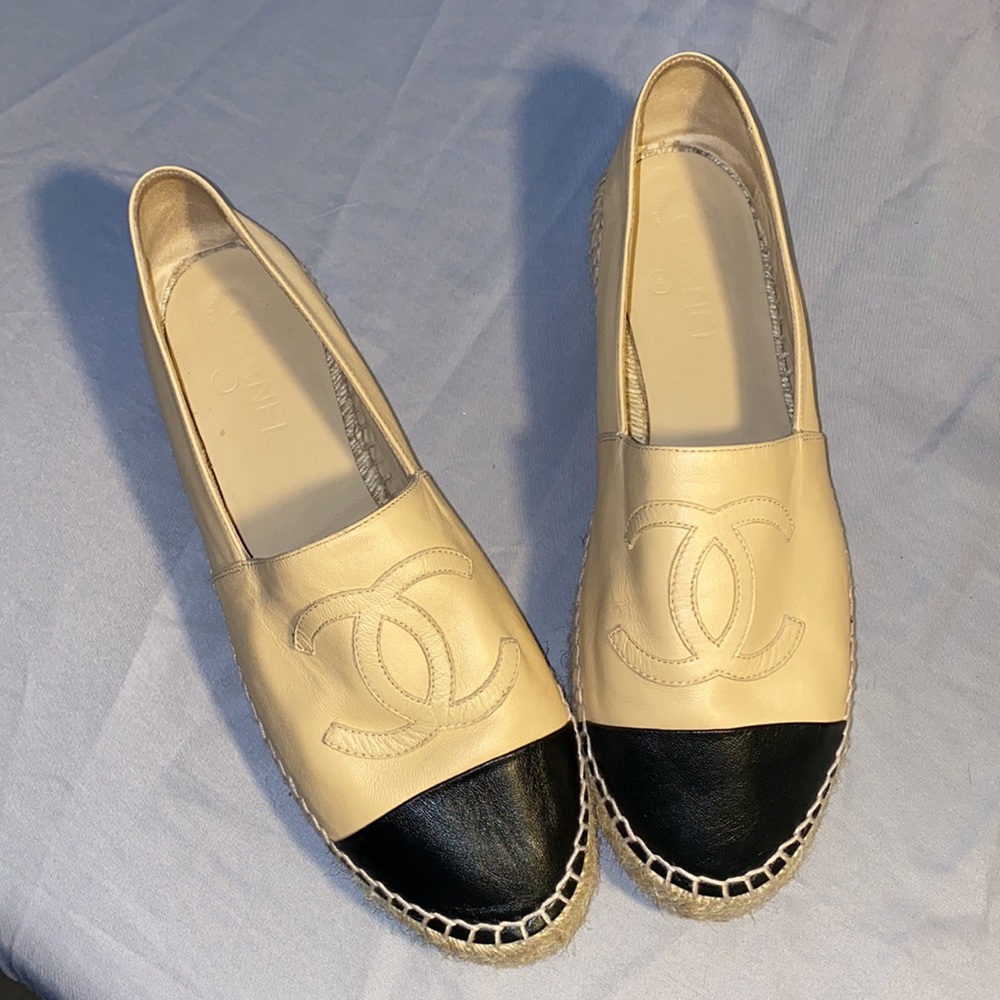 Chanel Espadrilles Beige & Black